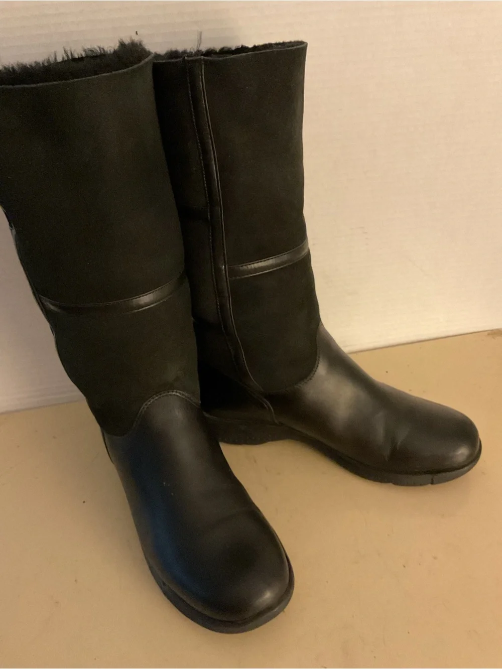 La CANADIENNE Black Suede & Leather Mid-Calf waterproof Kosmo Boots US 8